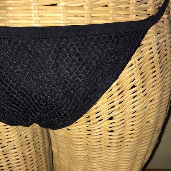 Victoria’s Secret swim bottom L - Picture 2 of 4